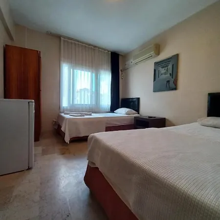 Hotell Blue 2*
