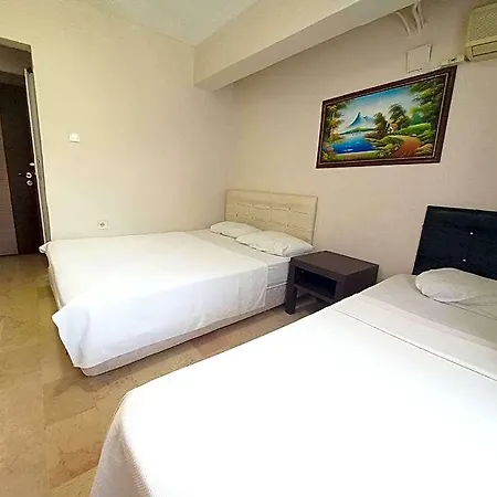 Hotel Blue